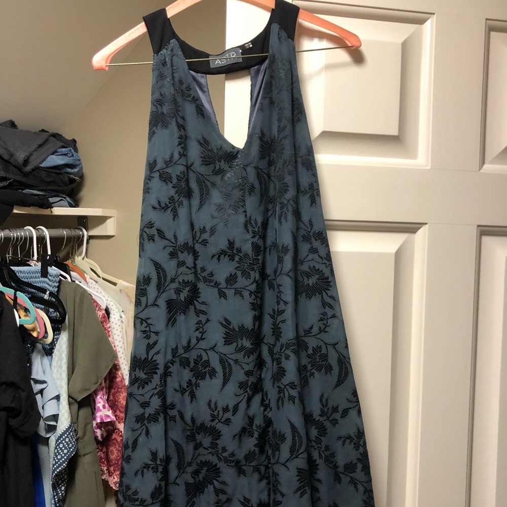 Astr blue and black floral dress